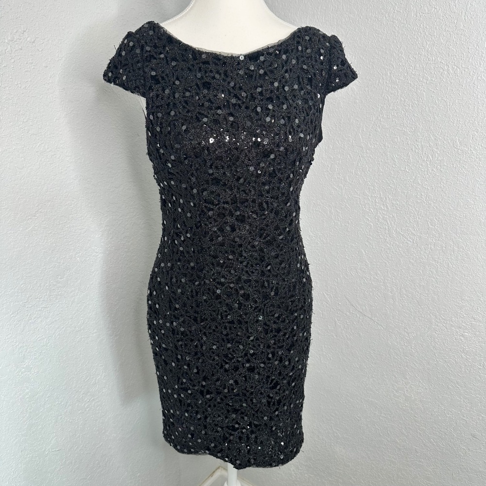 NWOT Adrianna‎ Papell Women's Black Sequin Weave Cap Sleeved Mini Dress size 8P